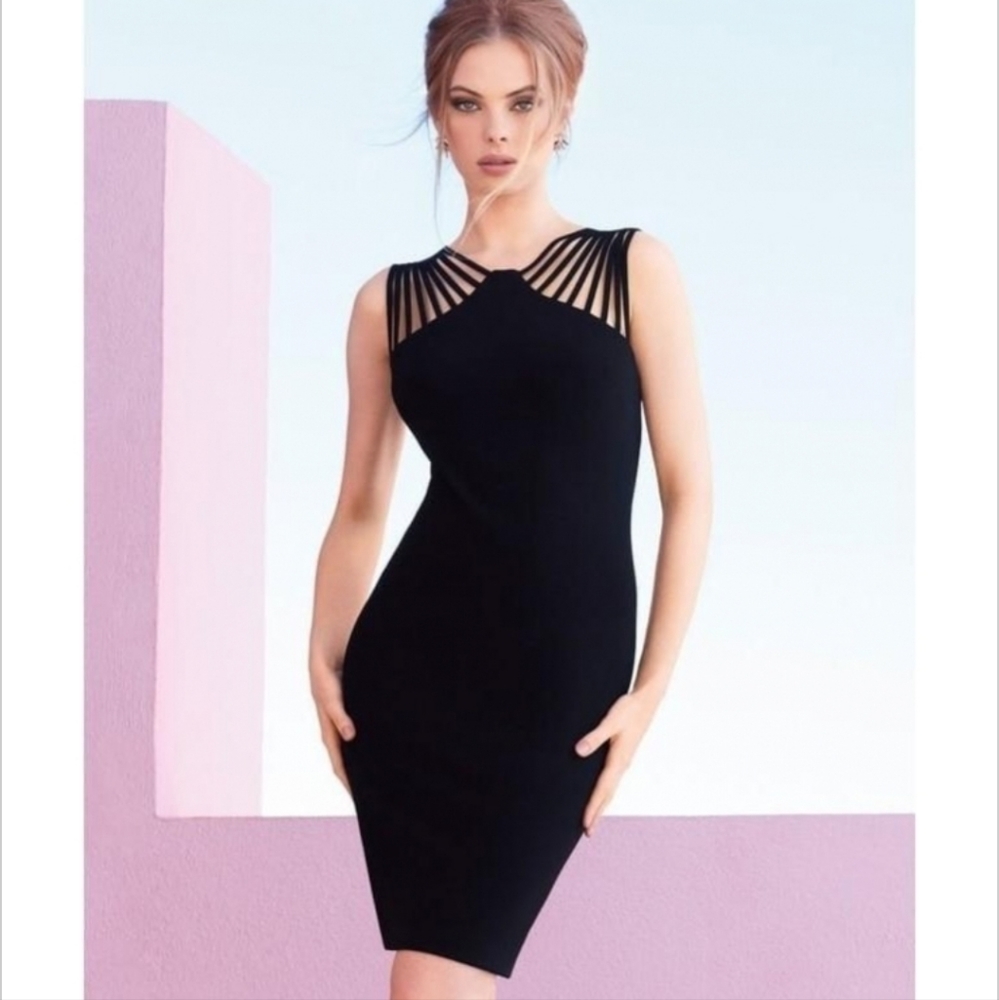 Beautiful dress. size 2, 92% Poliester- 8% Elastane,  Party,  crew neckline ...